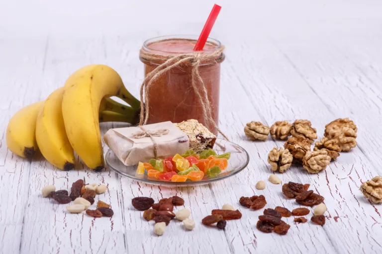 Chocolate-Banana Protein Smoothie